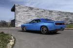 Dodge Challenger SXT 2015 года